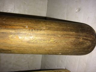 2 Vintage H&B Jackie Robinson 88 Leaguer,  30 ' s Hal Trosky 40 H.  T.  Baseball Bats 2