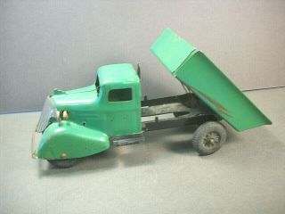 VINTAGE 1930s WYANDOTTE PRESSED STEEL TOY LIGHT - UP DUMP TRUCK 10 