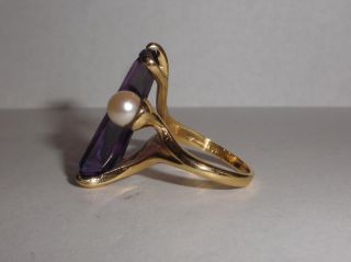 Vintage 14k Gold Modernist Amethyst Pearl Lady`s Ring Size 5.  5