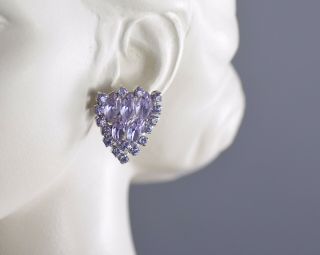 Vintage Color Change Lavender Blue Alexandrite Rhinestones Weiss Clip Earrings