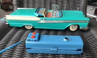 Cragstan Friction Japan Tin Car Ford Fairlane 500 Retractable Roof Remote Toy