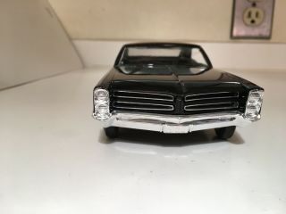 1966 Pontiac Bonneville ht 1/25 scale built kit by MPC READ 2