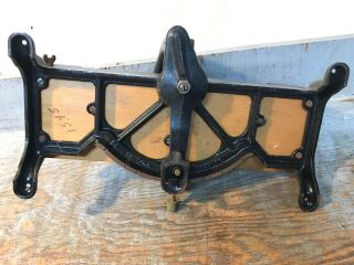 Vintage Stanley No.  150 Cast Iron Miter Box 6