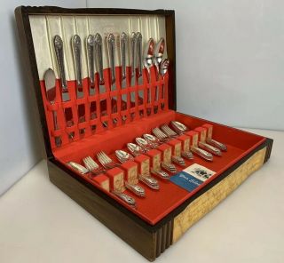 Holmes & Edwards Inlaid Is Lovely Lady Silverplate Set 52 Pc W/burled Wood Box