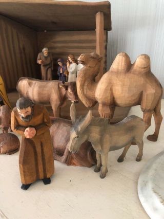 Large Vintage Schweizer Heimatwerk Carved Wood Nativity Set Scene W/ 17 Figures 6