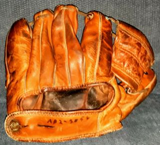 Vintage Pee Wee Reese Dubow Baseball Mitt Glove Cowhide Leather 3