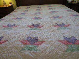 Vintage Handmade Quilt 84 X 92 Basket Floral w/swagged edges made in 1980 ' s 2