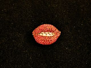 Salvador Dali By Joies 2002 Vintage Surrealistic Lips Pin