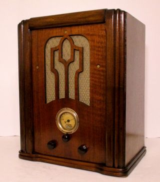 Old Antique Wood L.  Tatro Vintage Tube Radio - Restored & Tombstone 2