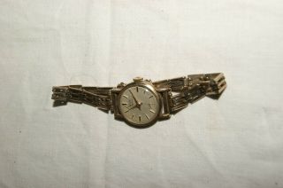 Vintage Uno Solid 9ct Gold Ladies Watch Swiss Made 17 Jewels 14.  8g Fully