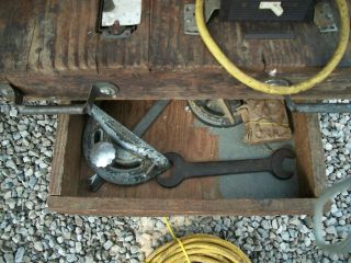 VINTAGE CRAFTSMAN CAST IRON TABLE SAW PAT 1938 WITH 1 H.  P.  BELT DRIVEN MOTOR 10