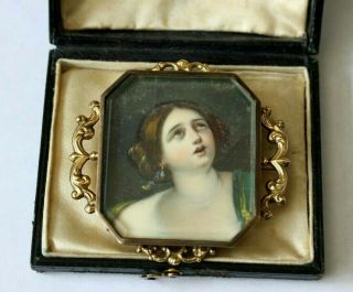 LARGE ANTIQUE GEORGIAN MEMORIAL HAND PAINTED BROOCH / PIN.  LEATHER CASE 2