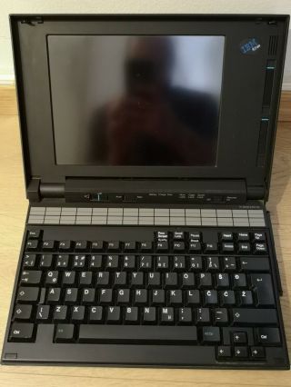 Very Rare Vintage Ibm Note 33,  Model 8533,  Note Ps/2 Laptop From 1991