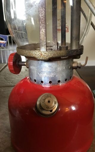 Vintage Coleman 200A Gas Lantern 3/1966 With pyrex glass globe - 7