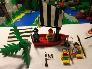 LEGO Classic Pirates Wave 1 Islanders Enchanted Island 6278 Vintage 4