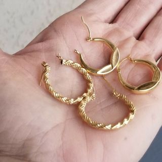 Vintage 2 Pairs 14k 585 Gold Peirced Hoop Earrings 4.  02 grams 8