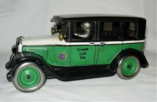 Extremely Rare 1927 Arcade Gmc " Green Cab Co.  " Cast Iron Bank - Awesome