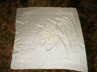 FINE Chinese Off White Silk Embroidered Floral/Phoenix design Scarf/Tablecloth 3