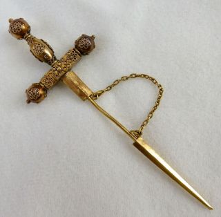 ANTIQUE VICTORIAN ROSE CUT DIAMONDS & RUBIES 18K SWORD & SHEATH STICKPIN BROOCH 10