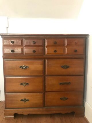 Antique Style Wooden Dresser With 8 Drawers