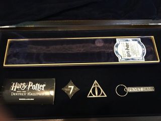 Rare Harry Potter Deathly Hallows Wood Promo Box Elder Wand Keychains Book Light 3