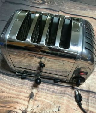Dualit Classic 4 Slice Toaster Vintage Retro Design And
