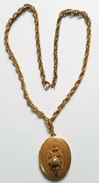 Vintage Signed Miriam Haskell Faux Pearl Gold Tone Double Locket With 25 