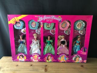 1995 Disney Perfume Princess Gift Set 5 Doll Set Snow White Cinderella Belle