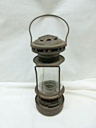 Vintage Dietz " Scout " Lantern Oil Lamp With Globe