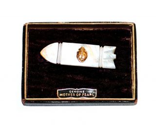 Wwii Bomb Shaped Mother Of Pearl Usn Us Navy Sweetheart Pin,  Orig.  Box Brooch