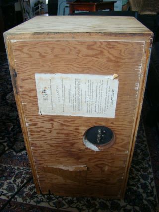 vintage AR 1 W (Acoustic Research) two cabinet 6