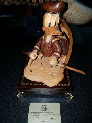Extremely Rare Walt Disney Donald Duck In Boat Wooden Figurine Le Of 200 Statue