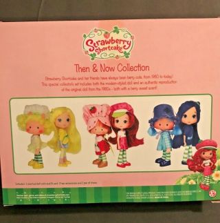 STRAWBERRY SHORTCAKE BLUEBERRY MUFFIN THEN & NOW DOLL 2
