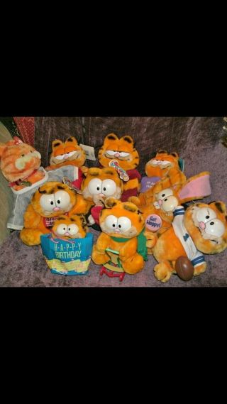 Very Rare Collector’s Edition Vintage Garfield Plushies 