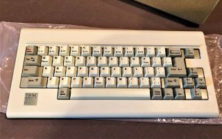 RARE Vintage IBM PCjr Keyboard IR/Wireless Model 7257 MIB 3
