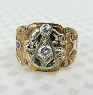 Very Beautfiul 10k 14k Gold.  40 Cwt Diamond Enamel Large Vintage Masonic Ring