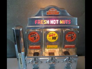 Vintage Challenger Hot Nut Vending Machine Orig EXC 2