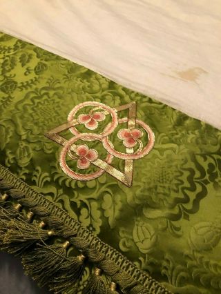 GORGEOUS VINTAGE GREEN BROCADE CATHOLIC CHURCH ALTAR FRONTAL EMBROIDERY TRINITY 2