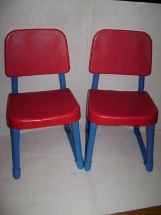 2 Vintage 1985 Fisher Price Child Size Chair Preschool Art Crafts Red Blue Rare