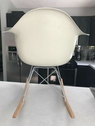 1x - - WHITE - HERMAN MILLER - Eames Shell CHAIR ROCKER 8