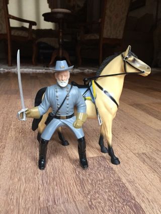 Heartland Robert E Lee Civil War Figure And Horse