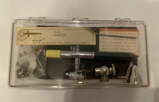 Vintage 1920 ' s - 1940 ' s Wold A - 1 062050 W.  C.  Airbrush with Case & Accessories 2
