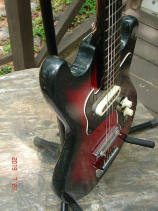 Vintage Morse Redburst electric guitar with case from the 1960 ' s/early 70 ' s. 4
