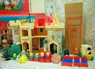 Vintage Fisher Price Little People Play Family Castle 993 Iob W/inner Box
