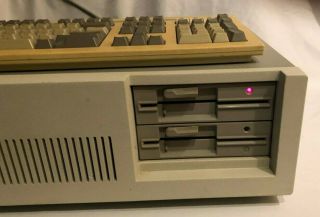 Vintage 1984 IBM 5170 Personal Desktop Computer (no Hard Drive) 3