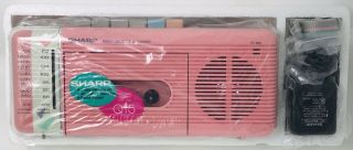 Rare Sharp QT - 5 (P) - AM/FM Radio Cassette Recorder - Pink - Vintage 3