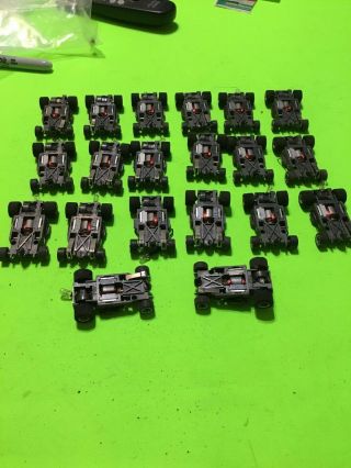 VINTAGE 20 PIECE GROUPING AFX SLOT CAR CHASSIS / / PARTS ONLY / 2