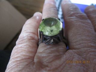 VINTAGE MEXICO HUGE CITRINE LIME GREEN TALL STERLING SILVER RING MID CENTURY 3