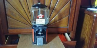 Vintage Victor Topper Glass Globe 1 Cent Nuts / Candy Machine 1950 