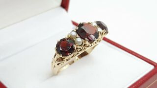 Vintage 9ct Yellow Gold Garnet and Pearl Ring 2
